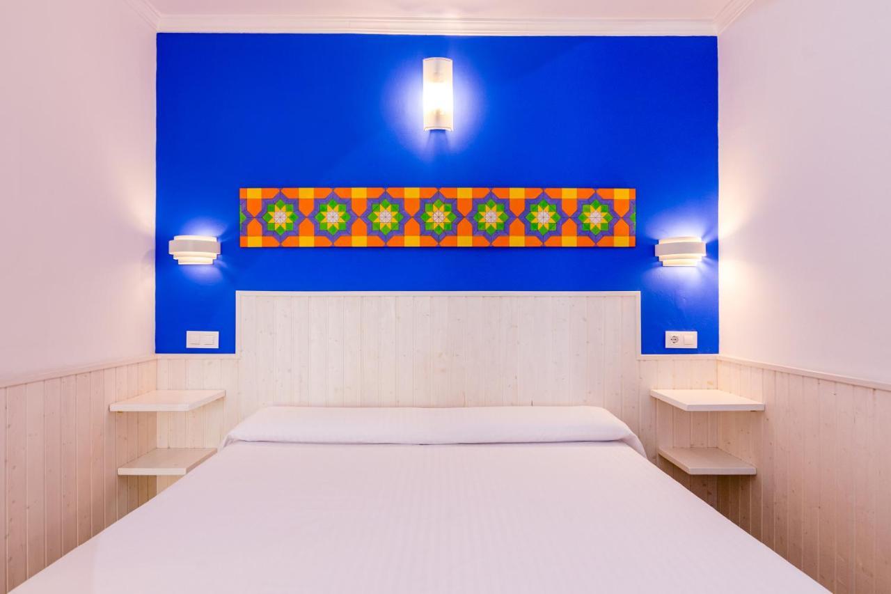 Hostal Alhambra ซาโฮรา ภายนอก รูปภาพ