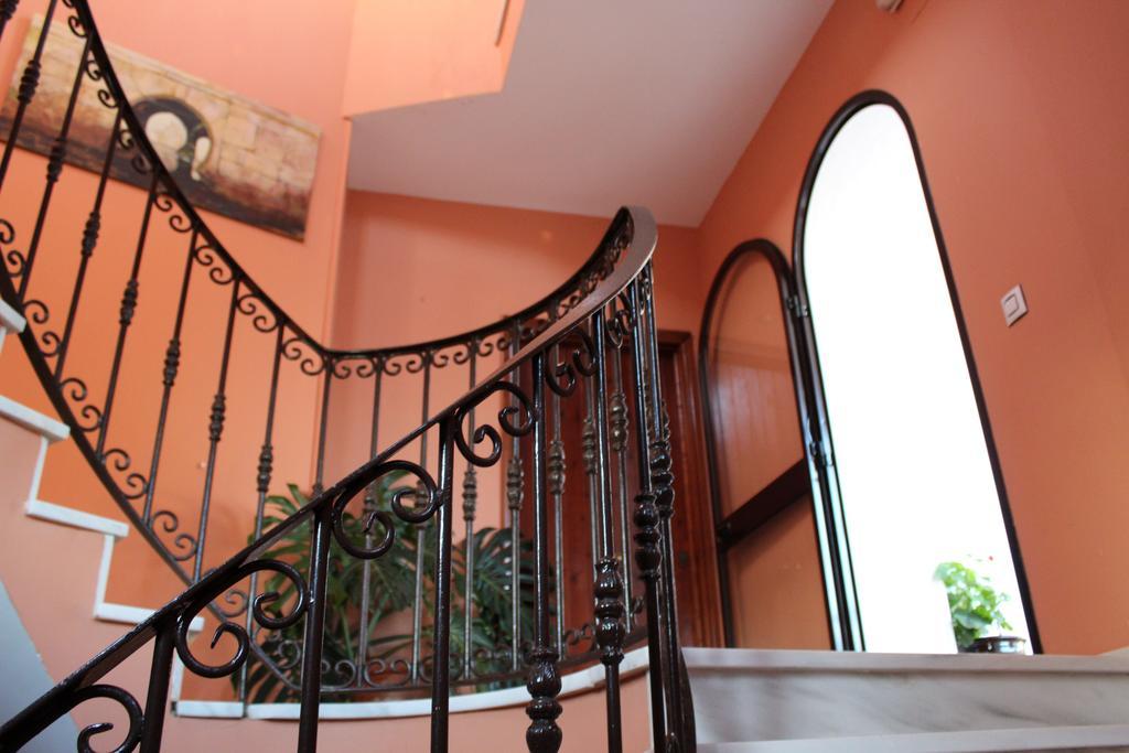 Hostal Alhambra ซาโฮรา ภายนอก รูปภาพ